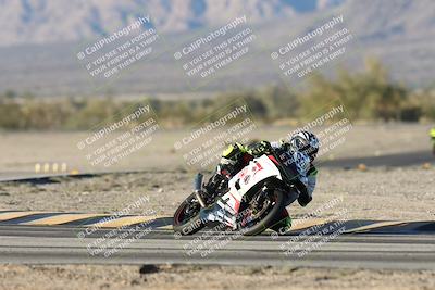 media/Dec-07-2025-CVMA (Sun) [[3e7d2de5dc]]/Race 18-Formula Twins-Formula 40 UL/